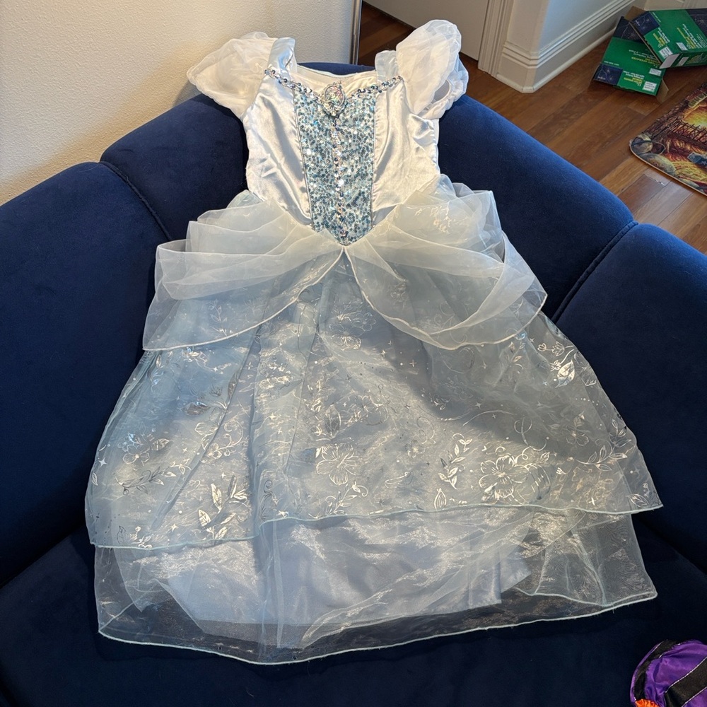 Disney Cinderella princess dress Sz 7/8